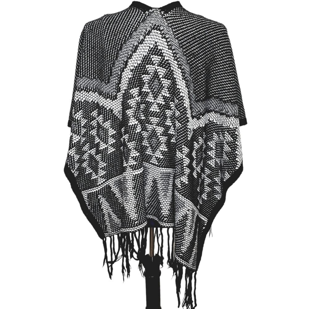 Xhilaration Knit Fringe Trim Poncho Sweater Layering Wrap - Picture 6 of 9